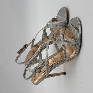 565- TED BAKER WFF-THEANAM Lurex Strappy Heeled Sandal Silver Color Size 6 NWT
